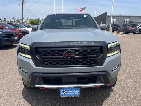 Used 2022 Nissan Frontier Pro-X RWD image 2