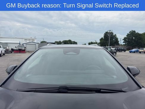 Used 2025 Chevrolet Equinox EV LT FWD image 25