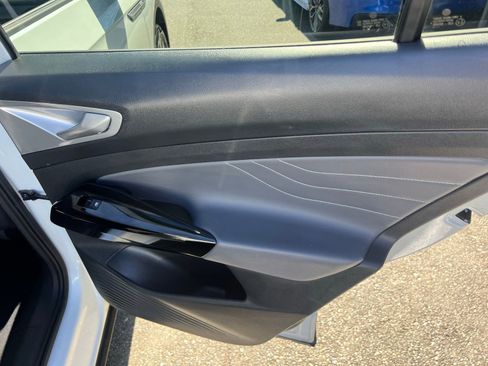 Used 2023 Volkswagen ID.4 S image 26