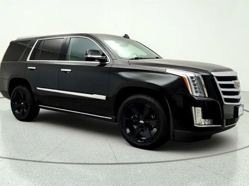 Used 2019 Cadillac Escalade Premium Luxury AWD/4WD image 3