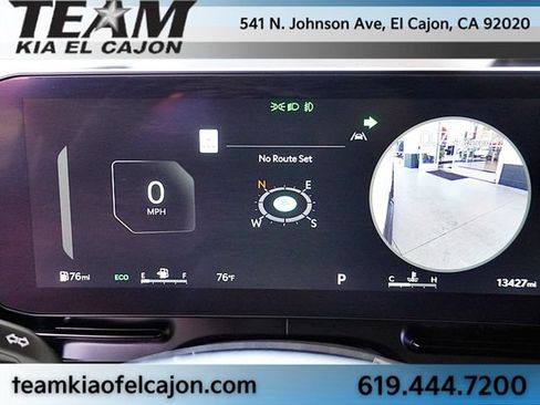 Certified 2025 Kia Carnival SX Prestige FWD image 39