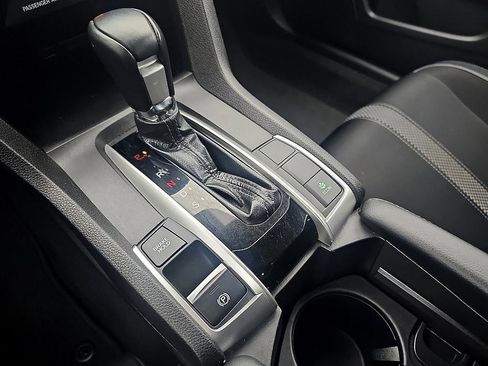 Used 2021 Honda Civic Sport image 22