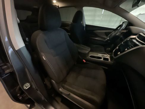 Used 2018 Nissan Murano S image 24