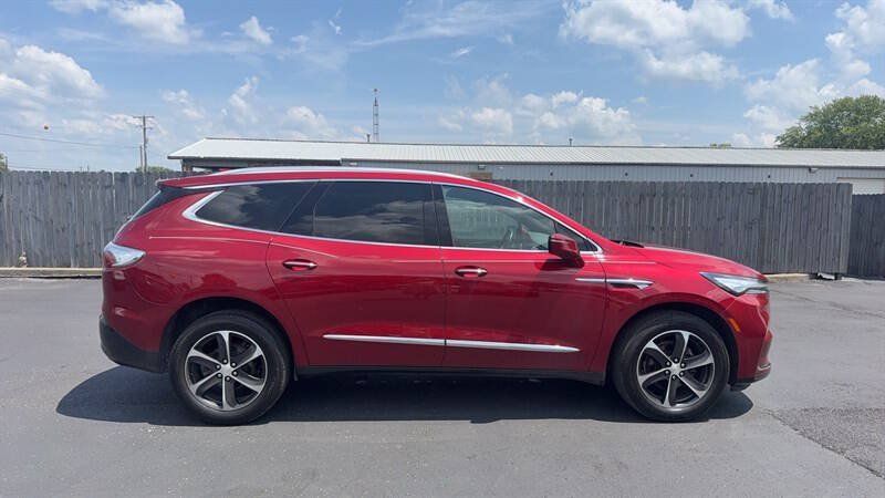 Used 2022 Buick Enclave Essence w/ Experience Buick Package AWD/4WD image 1