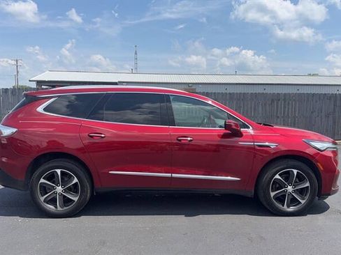 Used 2022 Buick Enclave Essence w/ Experience Buick Package AWD/4WD image 1