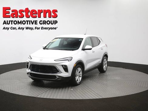 Used 2024 Buick Encore GX Preferred FWD image 95