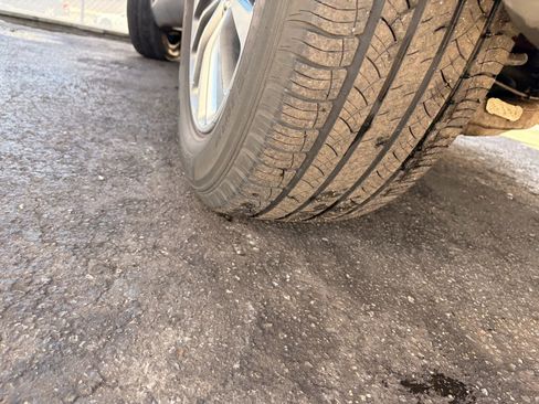 Used 2016 Lincoln MKX Select w/ Select Plus Package image 44