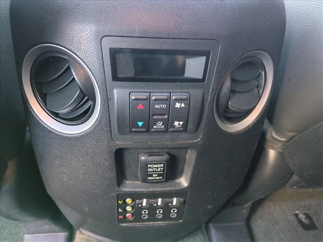 Used 2015 Honda Pilot Touring image 18