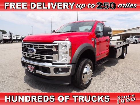 Used 2024 Ford F550 2WD Regular Cab Super Duty image 1