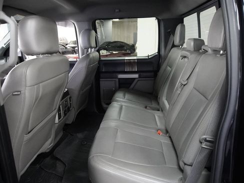Used 2018 Ford F150 Lariat w/ Equipment Group 502A Luxury AWD/4WD image 12