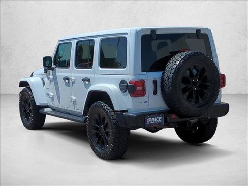 Used 2021 Jeep Wrangler Unlimited Sahara w/ Cold Weather Group AWD/4WD image 8