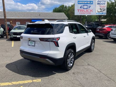 New 2025 Chevrolet Equinox LT w/ Convenience Package II AWD/4WD image 30
