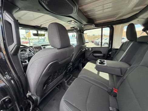 Used 2022 Jeep Wrangler Unlimited Rubicon 4xe image 25