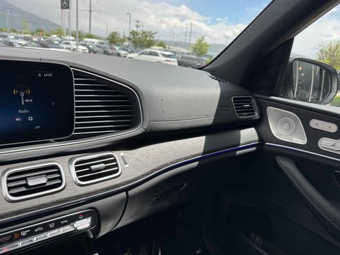 New 2025 Mercedes-Benz GLS 580 580 4MATIC image 22