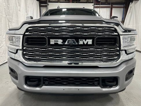 Used 2024 RAM 2500 Limited image 2