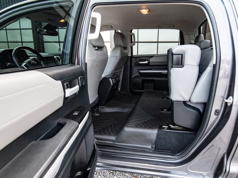 Used 2018 Toyota Tundra Limited image 28