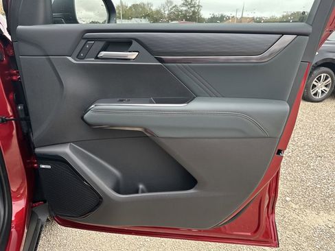 New 2026 GMC Acadia AT4 w/ Super Cruise Package image 40