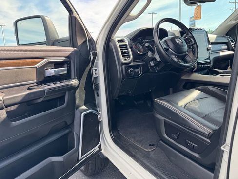 Used 2024 RAM 3500 Laramie image 16