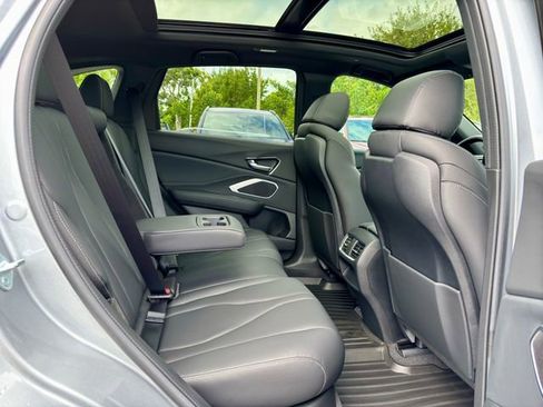 New 2026 Acura RDX SH-AWD image 11