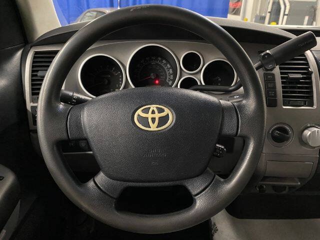 Used 2010 Toyota Tundra 4x4 Double Cab w/ Tow Pkg image 19