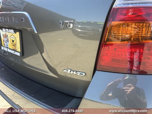 Used 2009 Toyota Highlander Sport AWD/4WD image 11
