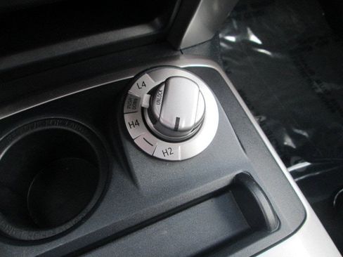 Used 2024 Toyota 4Runner SR5 image 18