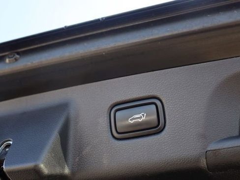 Used 2022 Hyundai Palisade Calligraphy image 34