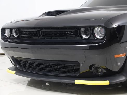 Used 2022 Dodge Challenger R/T w/ Blacktop Package image 63