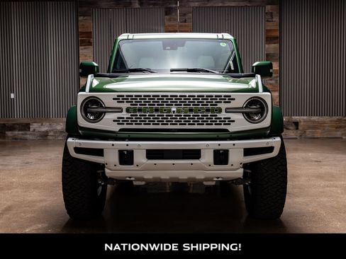 Used 2024 Ford Bronco Wildtrak image 4