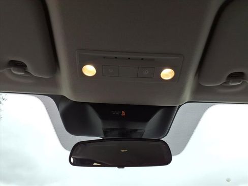 New 2025 Nissan Kicks SV AWD/4WD image 19