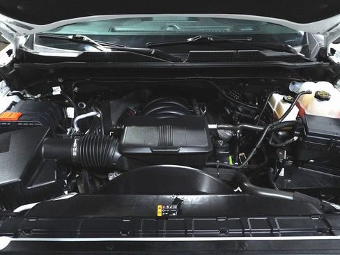 Used 2024 Chevrolet Silverado 2500 Custom w/ Custom Convenience Package image 12