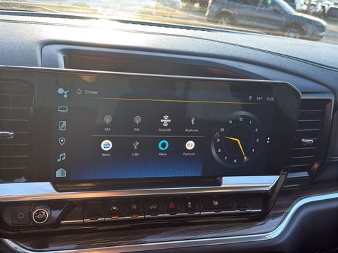 Used 2024 Chevrolet Silverado 1500 LT image 19