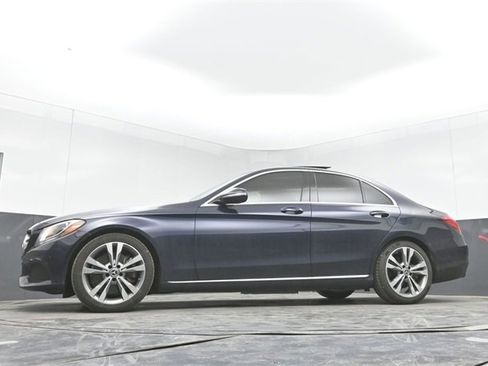 Used 2017 Mercedes-Benz C 300 Sedan image 30