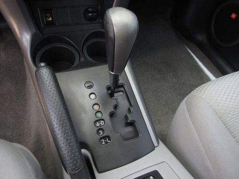 Used 2007 Toyota RAV4 Limited FWD image 20