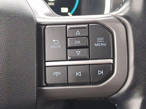 Certified 2021 Ford F150 Lariat w/ Equipment Group 502A High image 23