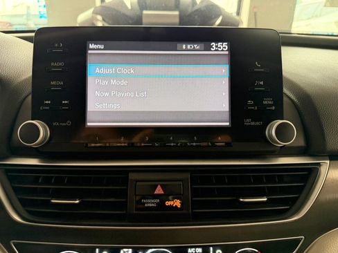 Used 2020 Honda Accord Hybrid image 49