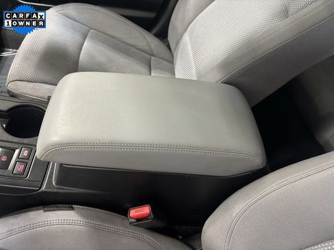 Used 2019 Subaru Outback 2.5i Premium image 21