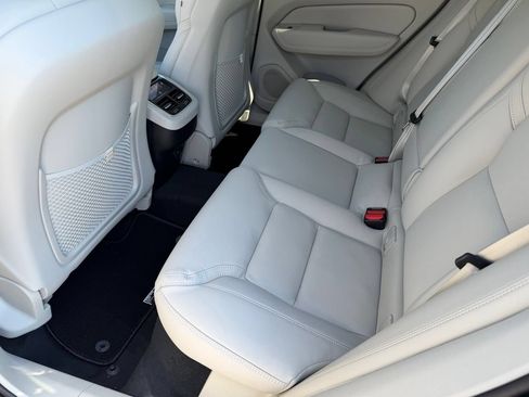 New 2027 Volvo XC60 B5 Ultra AWD/4WD image 22
