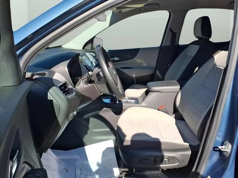 Used 2024 Chevrolet Equinox LT FWD image 25