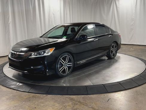 Certified 2017 Honda Accord Sport Special Edition image 6