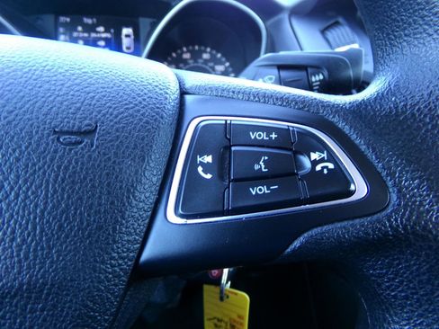 Used 2016 Ford Focus SE FWD image 14
