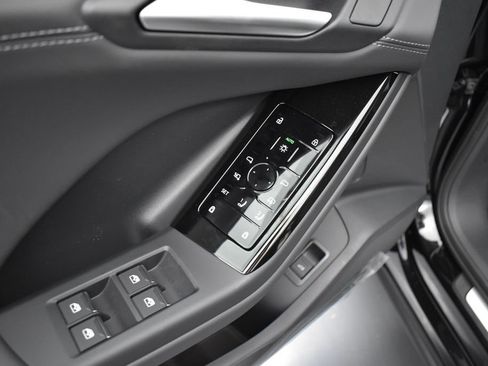 New 2027 Audi Q6 e-tron Premium AWD/4WD image 6