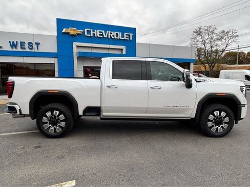 Used 2025 GMC Sierra 2500 Denali w/ Denali Reserve Package image 12