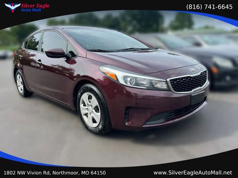 Used 2018 Kia Forte LX w/ LX Popular Package FWD image 3