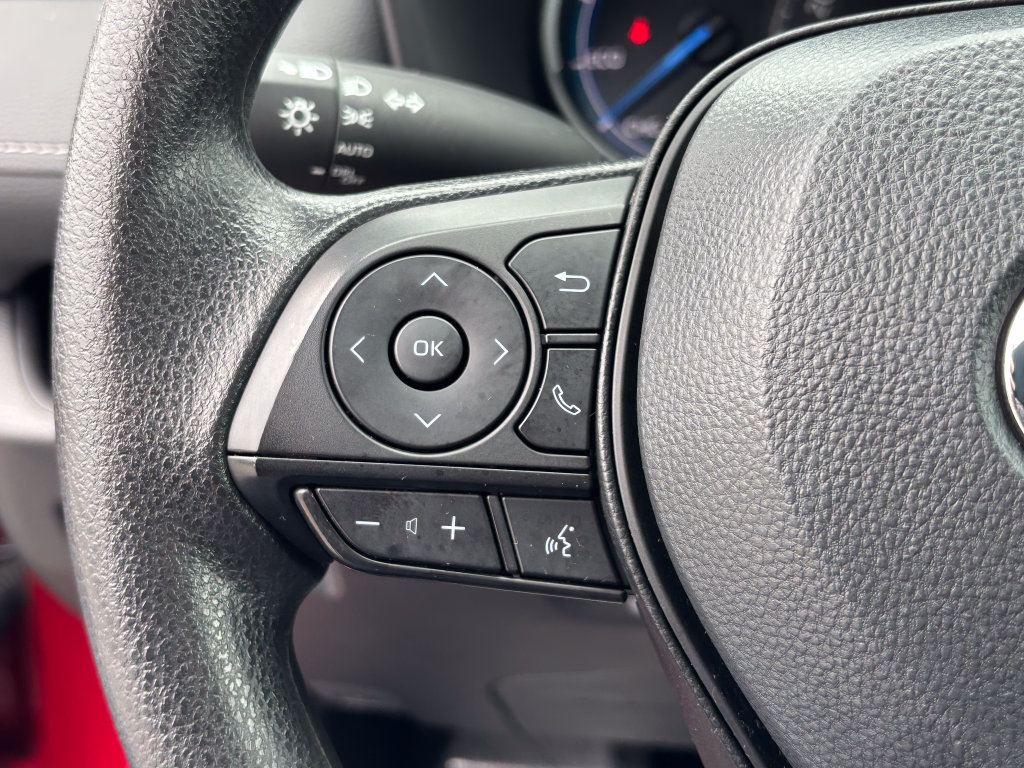 Certified 2025 Toyota RAV4 XLE AWD/4WD image 28
