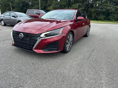 Used 2023 Nissan Altima 2.5 SL