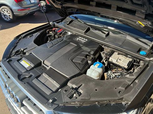 Used 2017 Audi Q7 3.0T Premium Plus image 9