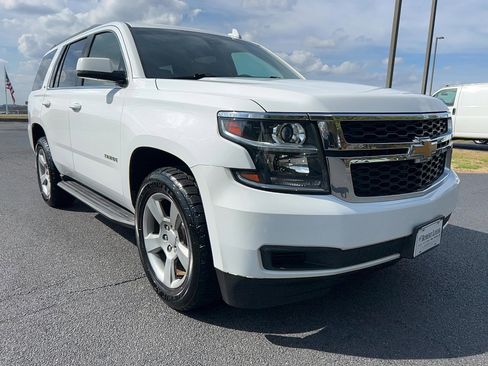 Used 2016 Chevrolet Tahoe LT image 3