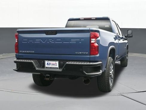 Used 2024 Chevrolet Silverado 2500 Custom w/ Custom Value Package AWD/4WD image 13