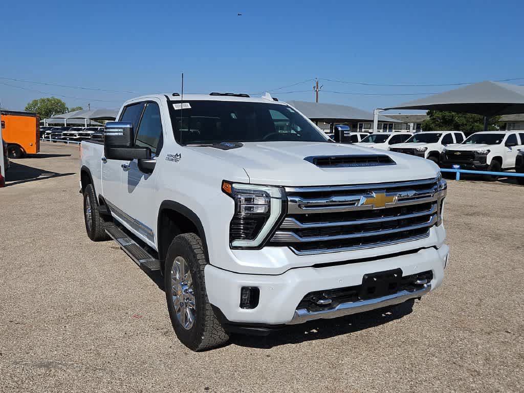 New 2026 Chevrolet Silverado 2500 High Country w/ Technology Package AWD/4WD image 2